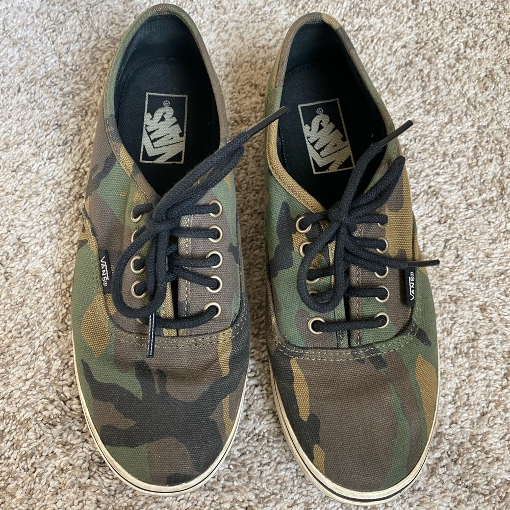 Vans Authentic Camouflage Sneaker Unisex